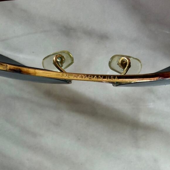 Vintage Ray Ban Gold Tone Metal Grey Polarized Aviator Sunglasses main image 7